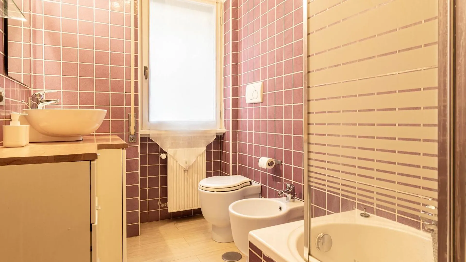 Roma Centro * * * * *- S.Croce In Gerusalemme Loft Apartment